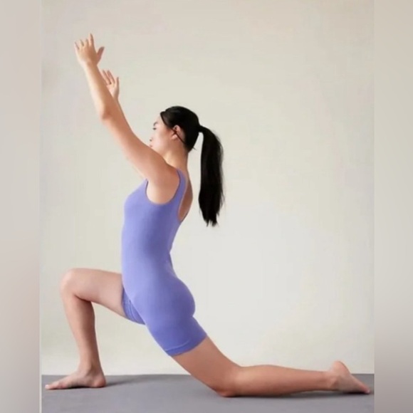 *New* Athleta Aurora Bodysuit, Size Medium - Picture 2 of 6